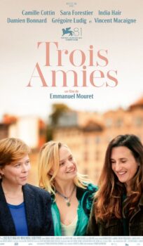 TROIS AMIES